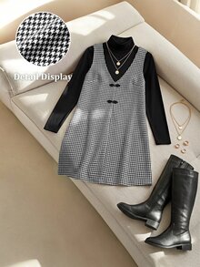Lounesse Plus Size Women Solid Color Long Sleeve T-Shirt And Houndstooth Pattern Button Design Sleeveless Dress Elegant 2 Pieces Set - Black and White - View 7