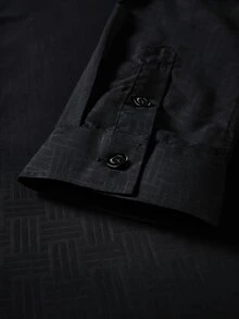 Manfinity CasualCool 男士純色簡約鈕扣長袖襯衫－輕鬆優雅風格，適合送給丈夫的完美禮物，理想之選 - 黑色 - 查看 6
