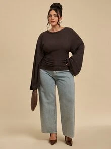 SHEIN BAE CURVE تي شيرت نسائي مقاس كبير بني اللون بتصميم مجعد وملمس بارز وأكمام طويلة - بني - مشاهدة 4