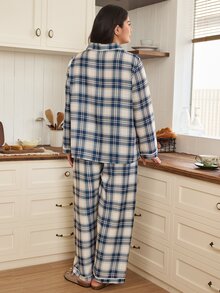 Doze Lane Minimalist Classic Plaid Long Sleeve Pajama Set, Comfortable Casual Loungewear 2 Pieces Set - Multicolor - View 2