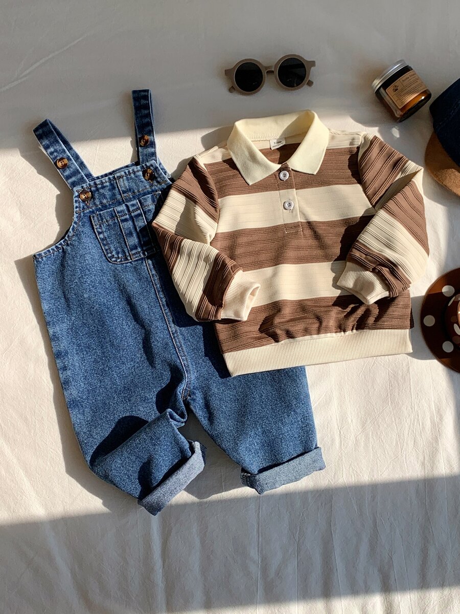 SHEIN 2件組男嬰秋冬休閒運動衫與牛仔吊帶褲套裝,運動衫套裝,嬰兒套裝,秋冬套裝,條紋套裝,條紋套裝 - 彩色 - 查看 1