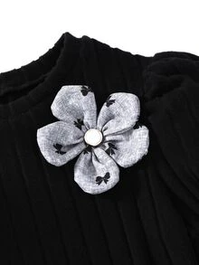SHEIN 少女蓬蓬長袖花朵上衣與蝴蝶結印花短褲兩件套 - 彩色 - 查看 8