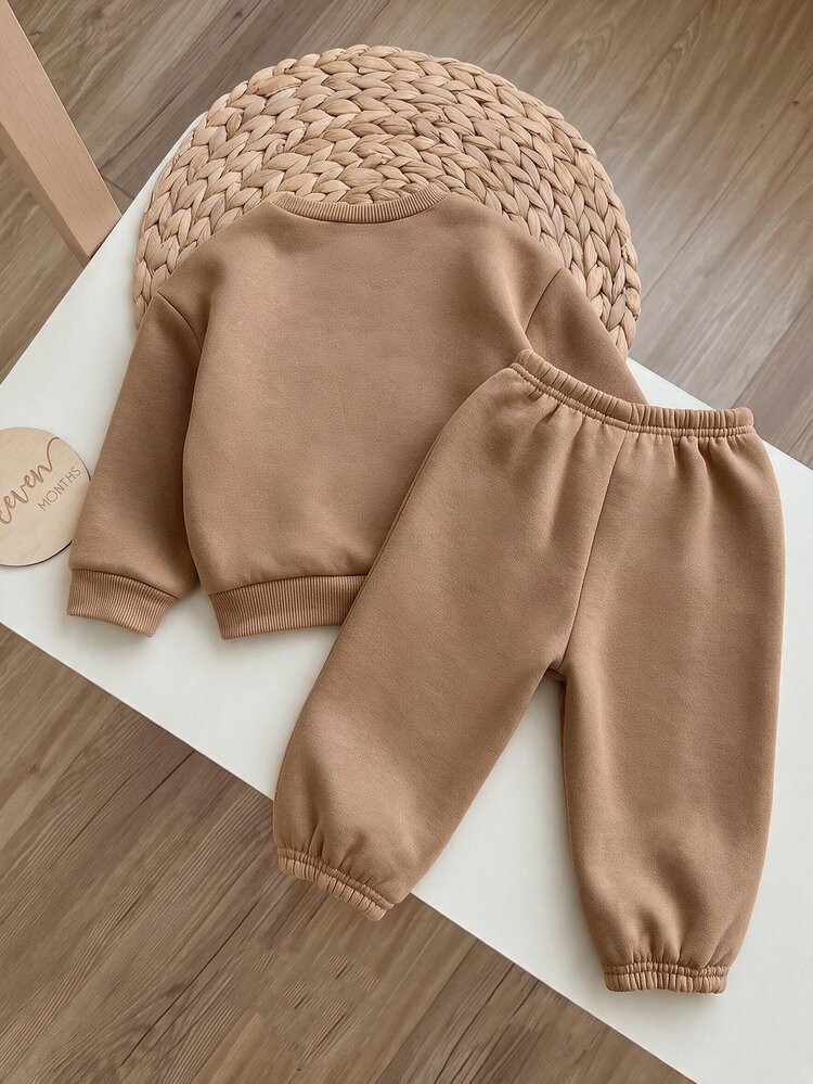 SHEIN Babygirl Knitted Autumn/Winter Letter Pattern Long Sleeve Sweatshirt & Elastic Waist Long Pants 2pcs - Brown - View 2