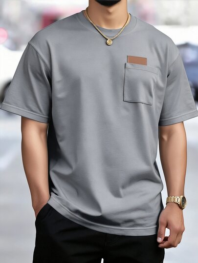 Manfinity Homme Men's Left Chest Patch Pocket Leather Label Crew Neck Short Sleeve T-Shirt