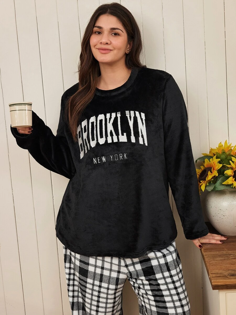 Doze Lane Casual Plush Plaid Print Letter Embroidered Plus Size Long Pajama Set - Black - View 1