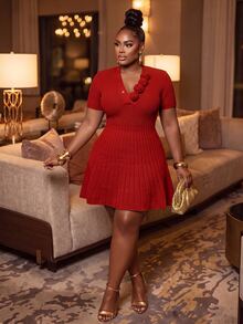 Slaydiva Plus Size VNeck Ruffle Hem Knit Mini Dress, Short Sleeve Slim Fit Party Dress - Red - View 9