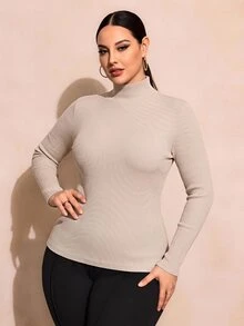 SHEIN SXY 大尺碼女款卡其色高領修身T恤，休閒極簡風，適合春秋穿著 - 杏色 - 查看 1