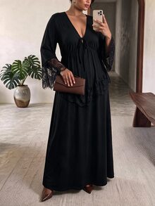 Truni Plus-Size Women's Contrast Lace Long-Sleeved Dress, V-Neck And Fitted WaistPear Body,Triangle Body Fall - Black - View 3