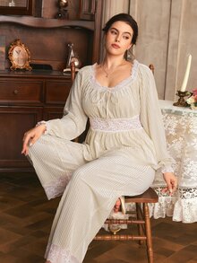 Côtesoire طقم بيجامة نسائي مقاس كبير بتصميم فرنسي رومانسي من المخمل اللامع بأكمام طويلة وبنطال مزين بالدانتيل - لون شمبانيي - مشاهدة 6