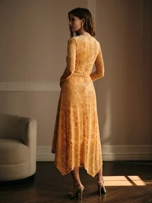 MOTF PREMIUM WOMEN'S ELEGANT VELVET ROSE JACQUARD ASYMMETRICAL HEM MIDI DRESS - Gold - View 6