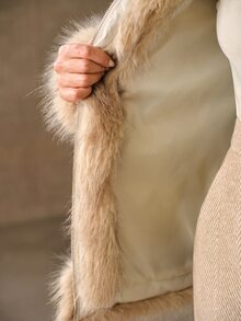 Anewsta Women's Long Sleeve Zipper Front Patchwork Fur Collar Thickened Winter Jacket - Beige - View 8