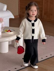 DAZY Baby Girl Korean Style Long Sleeve 3D Floral Decor Spring/Autumn Knit Cardigan And Knit Pants Set - Black and White - View 1