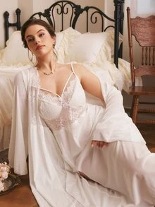 Côtesoire Plus Size Women Solid Color Bell Sleeve Robe And Contrast Lace Camisole Nightgown Elegant Sleepwear Set - White - View 4