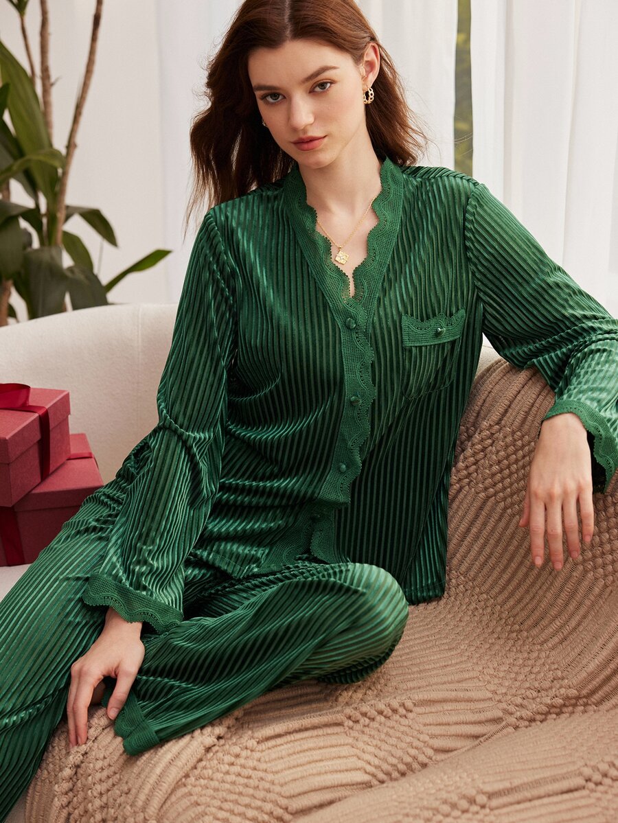 Moireta Women's Minimalist Elegant Glossy Velvet Long Sleeve Pants Pajama Set - Dark Green - View 1