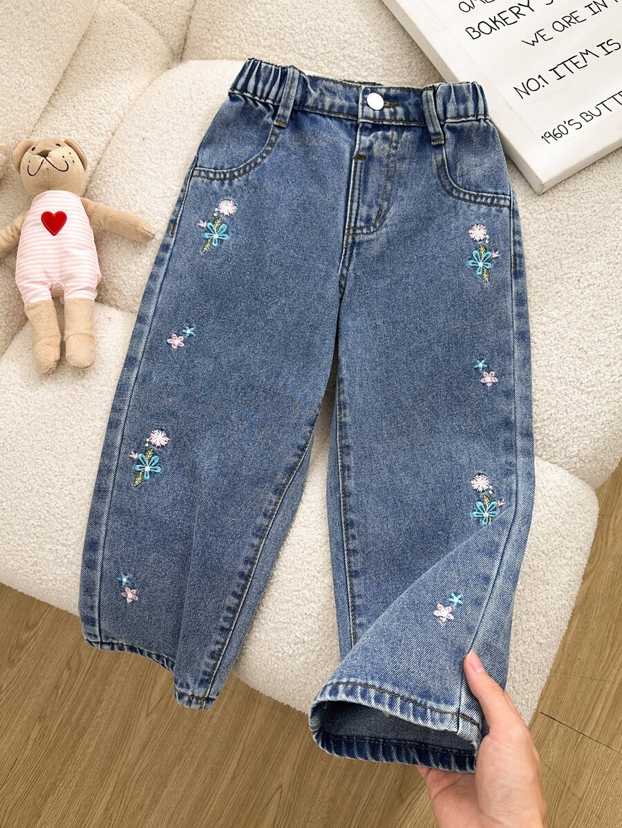 SHEIN 1件女童休閒學院風牛仔直筒花卉長褲 - 中等水洗藍 - 查看 1