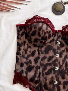 Soleia Atasan Bustier Wanita Motif Leopard dengan Kancing Depan dan Renda Kontras - Coffee Brown - View 5