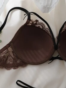 DelicateAllure 女款蕾絲拼接細肩帶內衣與三角內褲性感內衣套裝 - 咖啡棕 - 查看 4