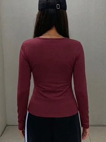 DAZY 女款純色圓領長袖休閒保暖內裡T恤 - 酒紅色 - 查看 3