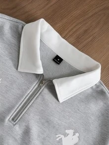 TOKVUE Men's Half-Zip Pullover Sweatshirt, Black Sweatshirt With Contrast Collar, Contrast Letter Badge Print Design, Loose Drop Shoulder Short Fit, American Retro Casual Pullover Sweatshirt, Suitable For Outings, Commuting, Street Style, Home, Travel, Daily Wear, Etc. - Grey - View 5