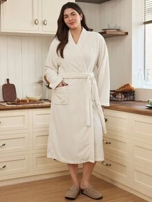 Doze Lane Casual Plush Long Sleeve Plus Size Robe With Patch Pockets - White - View 1