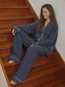 DAZY Set Piyama Atasan dan Celana Lengan Panjang Bermotif Kotak-kotak untuk Wanita - Navy Blue - View 6