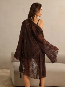 HautHeat Set Pakaian Tidur Seksi Wanita: Jubah Lengan Panjang Berenda dan Gaun Tidur Leher Halter - Coffee Brown - View 2