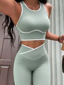 Dewbera Dewbera 女款滾邊短版背心與不對稱腰線運動緊身褲套裝 - 薄荷綠 - 查看 7