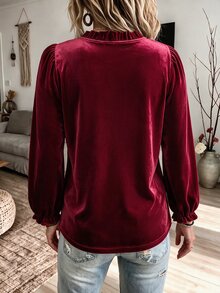 Linhara CURVE ملابس علوية كاجوال نسائية بمقاسات كبيرة بلون موحد وياقة على شكل حرف V مع كشكشة وأكمام طويلة، مناسبة للخروجات الكاجوال/الأسلوب الريفي/التنقل اليومي، ملابس علوية للخريف/الشتاء - عنابي اللون - مشاهدة 2