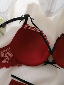 DelicateAllure 女款性感蕾絲內衣與蝴蝶結裝飾三角內褲內衣套裝 - 酒紅色 - 查看 5