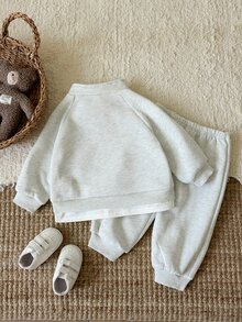SHEIN 中性嬰兒男/女童 幼兒 2件組 秋冬抓絨內裡加厚休閒可愛 2合1立領衛衣套裝 嬰兒冬季套裝 聖誕 運動服 慢跑褲 - 淺灰色 - 查看 2