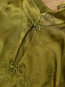 EastFlair Plus Size Elegant Elegant Frog Button Side Slit Dress - Green - View 9