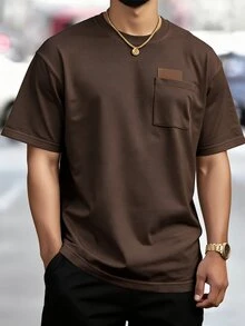 Manfinity Homme 男士左胸貼袋皮革標籤圓領短袖T恤 - 棕色 - 查看 1