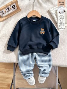 Souflis 法式風格男嬰 0-3 歲 2 件組海軍藍純棉運動衫套裝，圓領熊圖案運動衫搭配條紋長褲，適合外出、上學等多種場合 - 彩色 - 查看 1