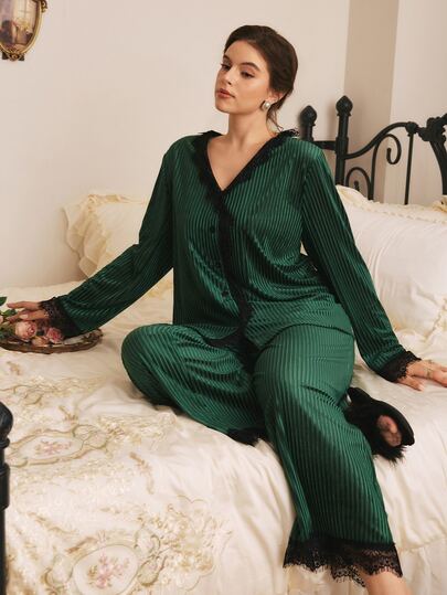 Côtesoire Plus Size Women's French Elegant Glossy Velvet & Lace Long Sleeve Pajama Set With Pants