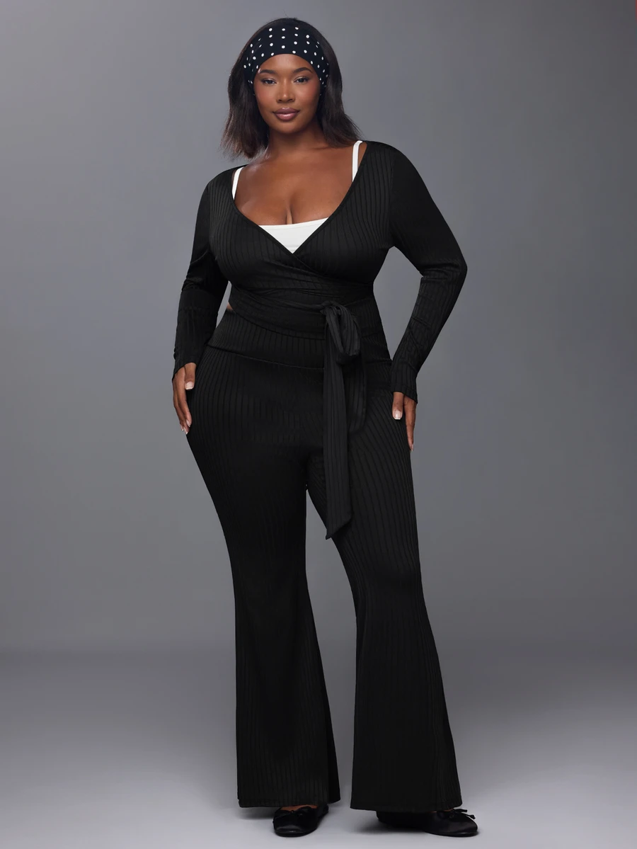 Voyena Women's Plus Size Solid Color Long Sleeve Top And Flare Leg Pants Casual Daily Sports Set - Black - View 1