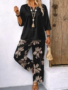 Weeklong Plus Size 2 Pieces Outfit Set, V-Neck 3/4 Sleeve Solid Color Top And Floral Print Wide Leg Pants, Women's Plus Size Casual Matching Set, Solid Color V-Neck Top And Abstract Floral Wide Leg Pants, Plus Size 2 Pieces Set - Multicolor - View 4