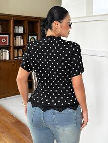 Rivivi Plus Size Women Polka Dot Contrast Lace V-Neck Short Sleeve Fashion Denim Top - Black - View 2