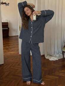 DAZY Set Piyama Atasan dan Celana Lengan Panjang Bermotif Kotak-kotak untuk Wanita - Navy Blue - View 4