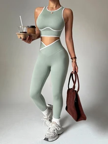 Dewbera Dewbera 女款滾邊短版背心與不對稱腰線運動緊身褲套裝 - 薄荷綠 - 查看 4