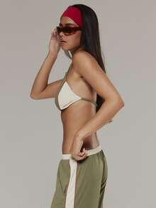Musera Sport Scoop Front Multicolour Contrast Side Panel Sports Coord Bra Outdoors Workout Gym Terra Peak - Army Green - View 4