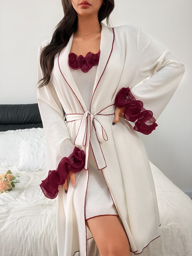 Napfluff Bộ 2 món váy ngủ và áo choàng buộc dây trước bằng vải crepe vân nổi phối màu tương phản, viền hoa 3D, đồ mặc nhà thoải mái thanh lịch cho mọi mùa - Màu be - Xem 4