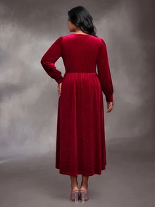 SHEIN Gaun Pesta Malam Hamil Ukuran Plus Lengan Panjang Beludru Burgundy Leher Persegi Dekorasi Gesper Berlian Potongan A-Line Elegan - Burgundy - View 2