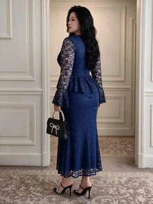 Vibekara Plus Size V-Neck Lace Waist-Cinching A-Line Blouse & Long Skirt 2 Pieces Set Fall - Royal Blue - View 2