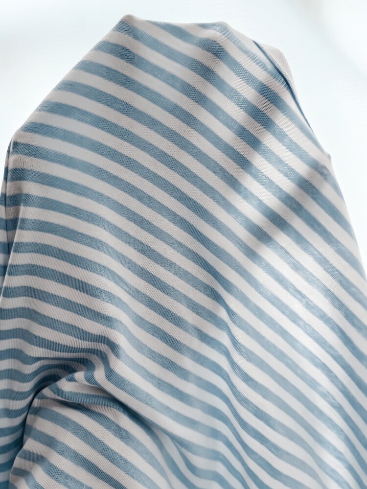 SHEIN Tween Girl Tween Girl Knit Blue Striped Oversized Scoop Neck Long Sleeve Casual T-Shirt - Blue and White - View 7