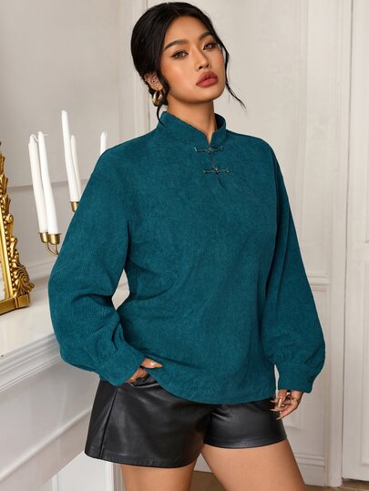 EastFlair Top elegante a maniche lunghe con bottoni a rana sul davanti per donne taglie forti