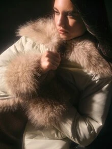 Anewsta Women's Long Sleeve Zipper Front Patchwork Fur Collar Thickened Winter Jacket - Beige - View 7