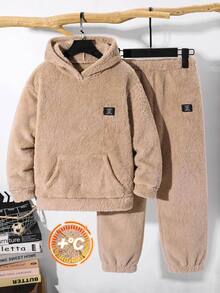 SHEIN 兒童青少年男孩休閒保暖內裡加厚卡其色連帽外套與慢跑褲套裝，適合秋冬、學校、家庭聚會、度假、派對，男孩套裝穿搭 - 卡其色 - 查看 2