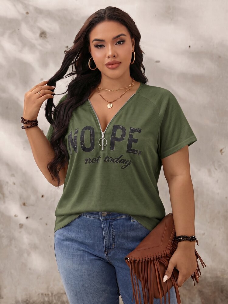 SHEIN LUNE Plus Size Grey Printed Letter V-Neck Short Sleeve T-Shirt With Half Zipper - Army Green - View 4