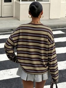 Muchica 大尺碼女款棕色秋季休閒校園風藍棕條紋運動可愛甜美長袖T恤，復古圖案Y2K軟妹風上衣 - 彩色 - 查看 2