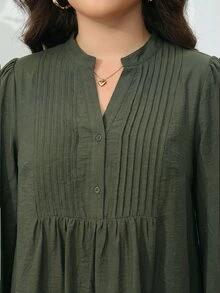 Ceyna 大尺碼女款春夏秋冬法式優雅奢華休閒度假波希米亞極簡高端設計老錢風舒適素色仿亞麻面料V領立領半開襟前褶皺設計寬鬆A字燈籠長袖襯衫 - 軍綠色 - 查看 10